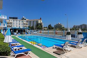 Sunset Village Apart Hotel