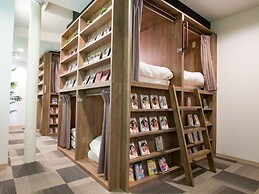 Comics & CapsuleHotel COMICAP Sapporo