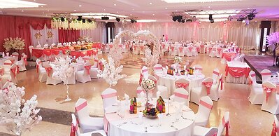 The Grand Hill Hotel