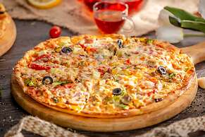 The Grand Hill Hotel