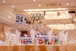 The Grand Hill Hotel