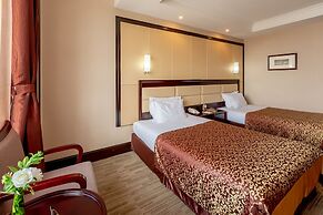 The Grand Hill Hotel