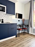 YAYS Paris Zola by Numa