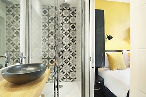 YAYS Paris Zola by Numa