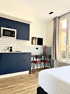 YAYS Paris Zola by Numa