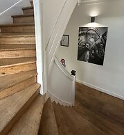 YAYS Paris Zola by Numa