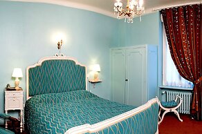 Logis Hôtel du Dauphin