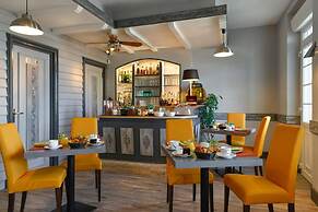 Logis Hôtel du Dauphin