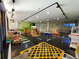 Slow Wow Hot Spring Hotel