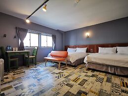 Slow Wow Hot Spring Hotel