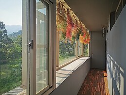 Slow Wow Hot Spring Hotel