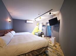 Slow Wow Hot Spring Hotel