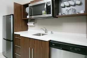 Home2 Suites by Hilton Menomonee Falls Milwaukee