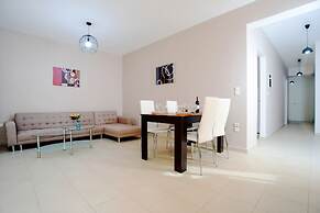 Naiades Luxury Apartments