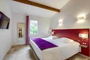 Logis Hôtel Le Domaine de la Régalière