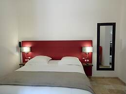 Logis Hôtel Le Domaine de la Régalière