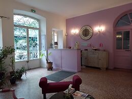 Logis Hôtel Le Domaine de la Régalière