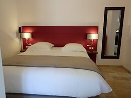 Logis Hôtel Le Domaine de la Régalière