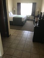 Edgewood Hotel & Suites