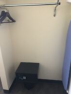 Edgewood Hotel & Suites