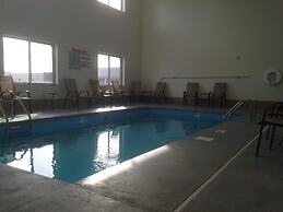 Edgewood Hotel & Suites