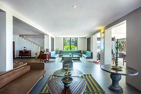 Earl's Reef Hotel