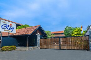 Earl's Reef Hotel
