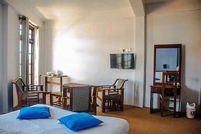 Manudi Glenfallsedge Rest