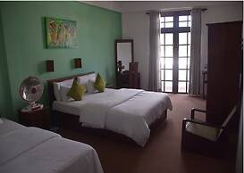 Manudi Glenfallsedge Rest