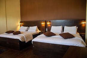 Manudi Glenfallsedge Rest