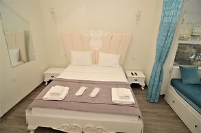 Alacati Eldoris Otel