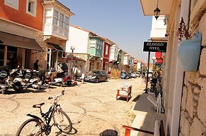 Alacati Eldoris Otel