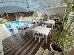 Alacati Eldoris Otel