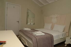 Alacati Eldoris Otel