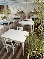 Alacati Eldoris Otel