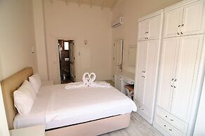 Alacati Eldoris Otel