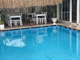 Alacati Eldoris Otel