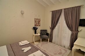 Alacati Eldoris Otel