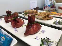 MaisonMe Boutique Hotel - Adults Only