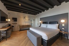 MaisonMe Boutique Hotel - Adults Only