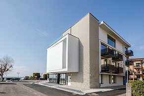 MaisonMe Boutique Hotel - Adults Only