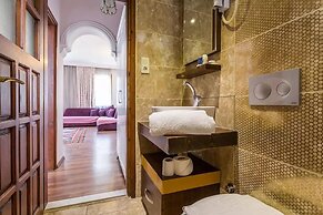 Defne Oldtown Suites
