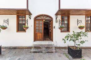 Defne Oldtown Suites