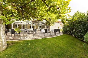 Logis Hostellerie St Germain