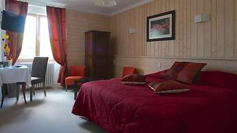 Logis Hostellerie St Germain