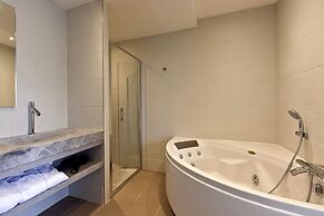 Logis Hostellerie St Germain