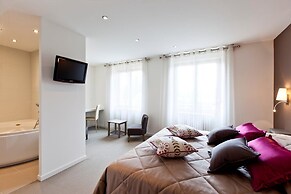 Logis Hostellerie St Germain