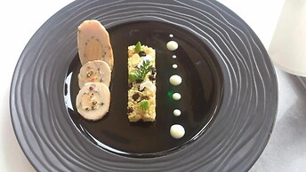 Logis Hostellerie St Germain
