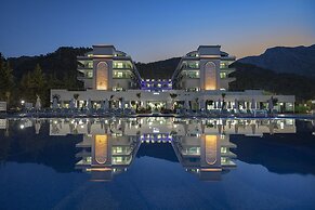 Dosinia Luxury Resort