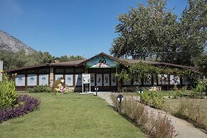 Dosinia Luxury Resort